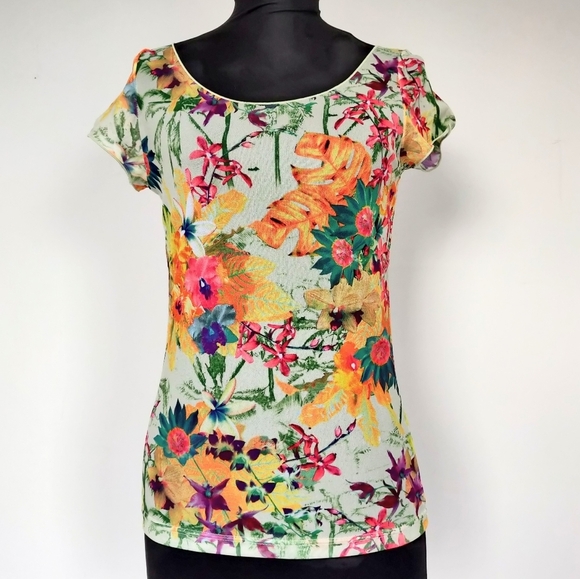 Entracte Paris Semi Sheer Mesh Floral Tee Shirt 2 - Picture 1 of 5